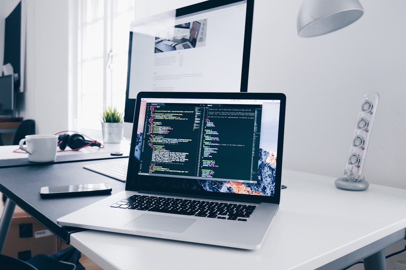Abstract integration hub connecting enterprise data systems